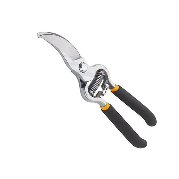 tree cutting seissors